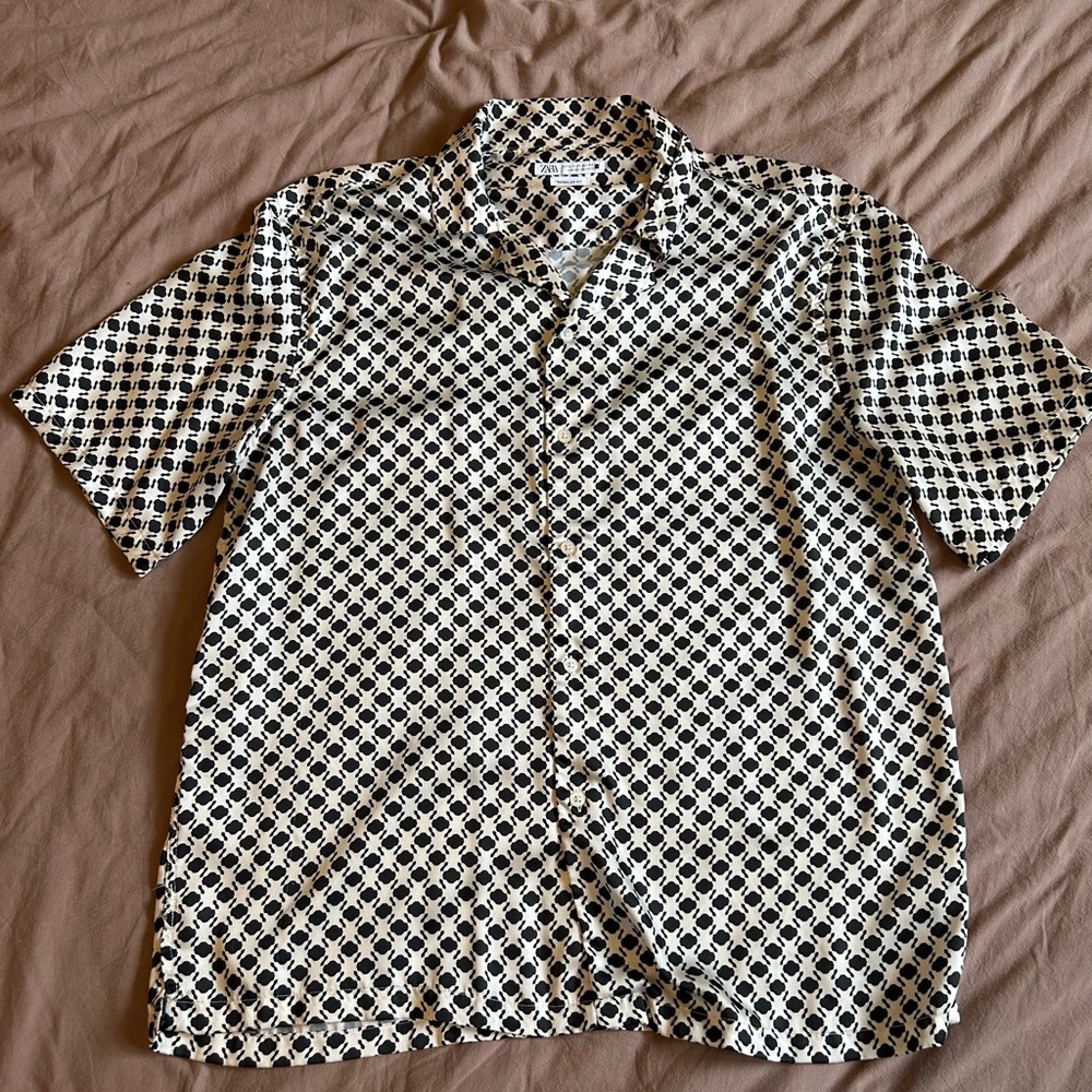 Zara Black and White Geometric Shirt
